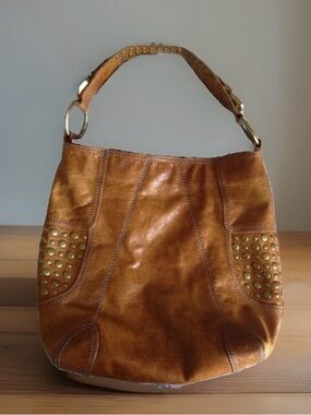 STEVEN Leather shoulder bag with goldtone hardware